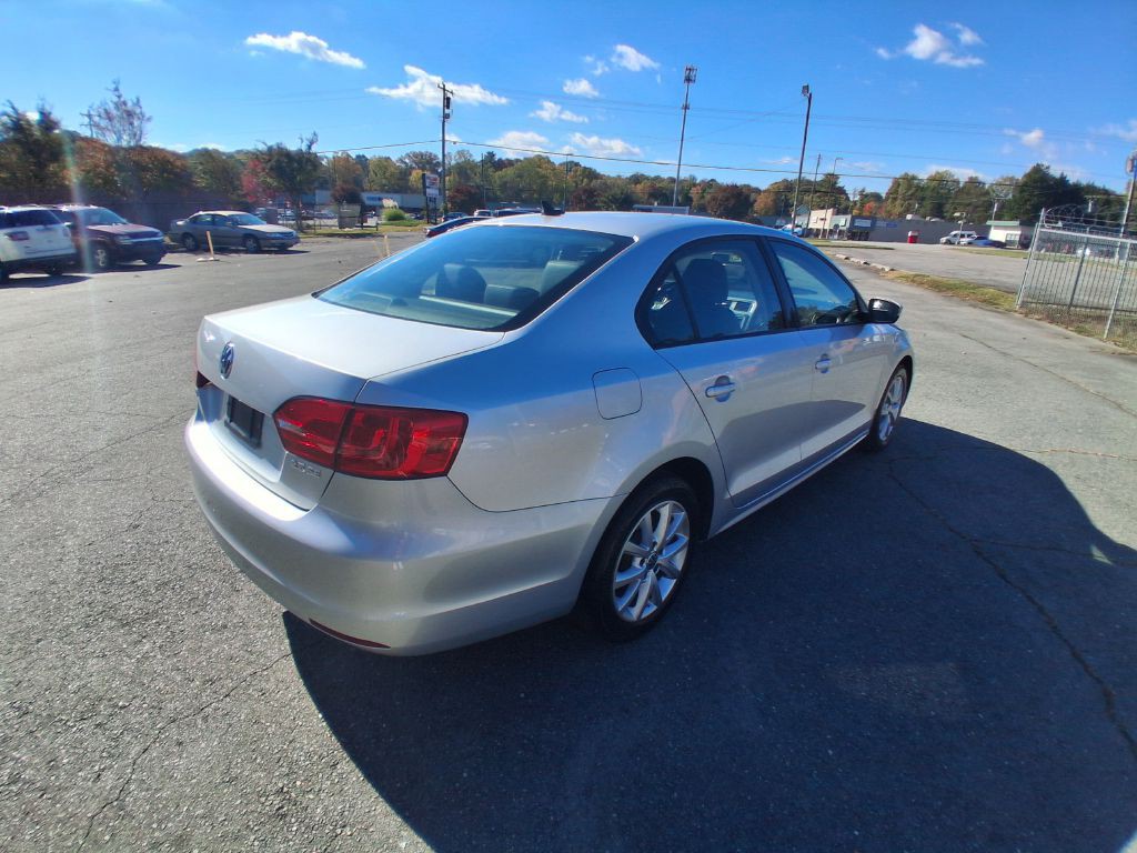 2012 Volkswagen Jetta Image 5