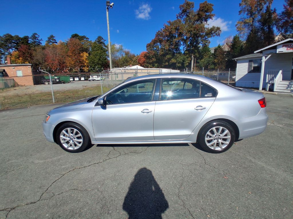 2012 Volkswagen Jetta Image 8