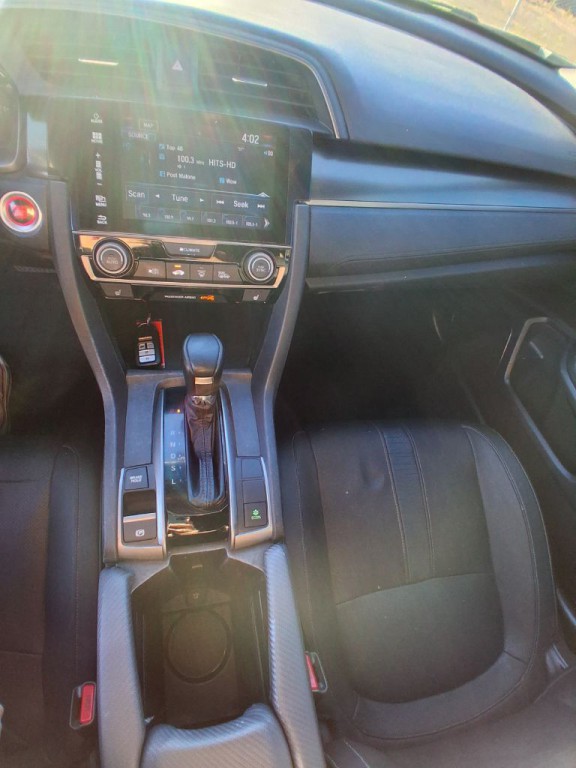 2018 Honda Civic Image 12