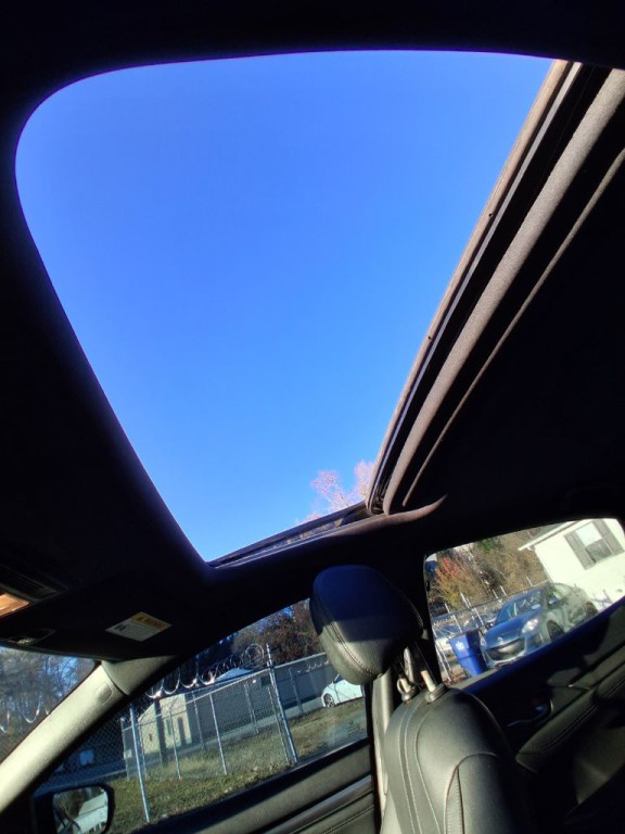 2018 Honda Civic Image 16