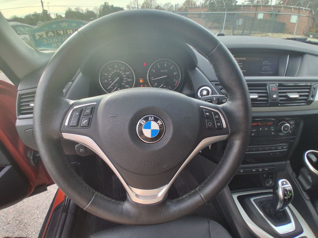 2013 BMW X1 Image 14