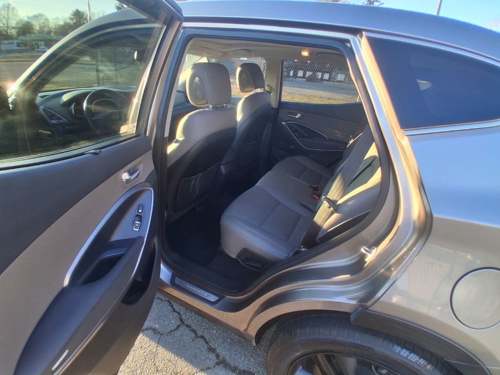 2013 Hyundai Santa Fe Sport Image 17