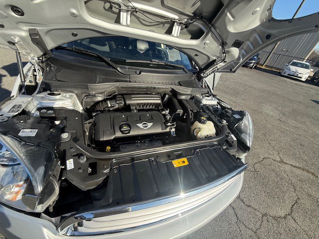 2014 MINI Cooper Image 9