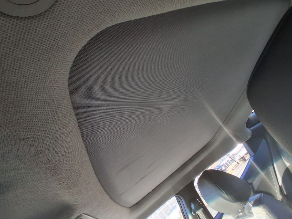 2015 Hyundai Veloster Image 15