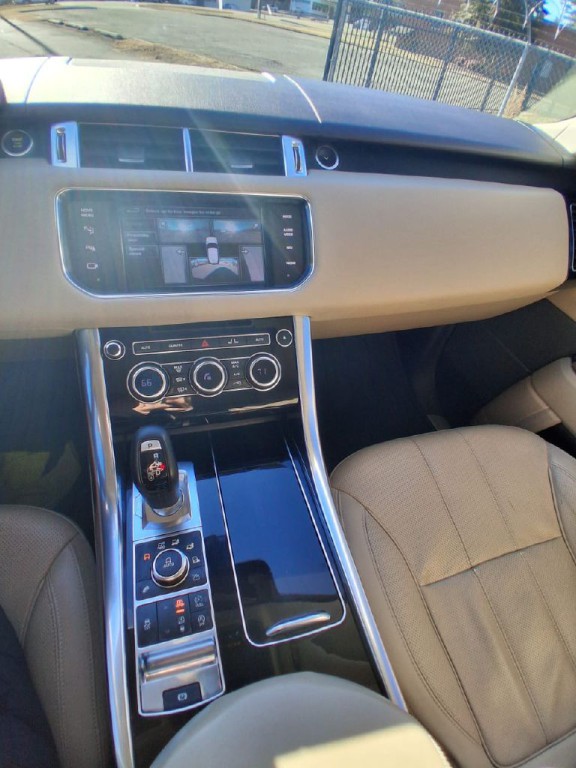 2014 Land Rover Range Rover Sport Image 14