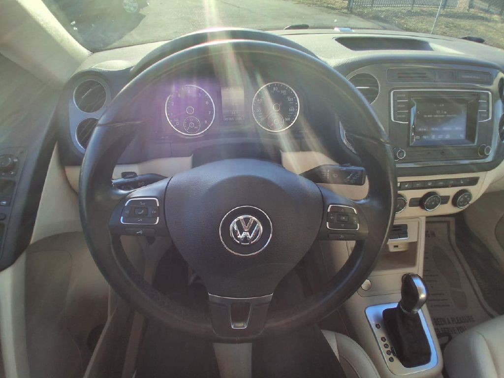2016 Volkswagen Tiguan Image 10