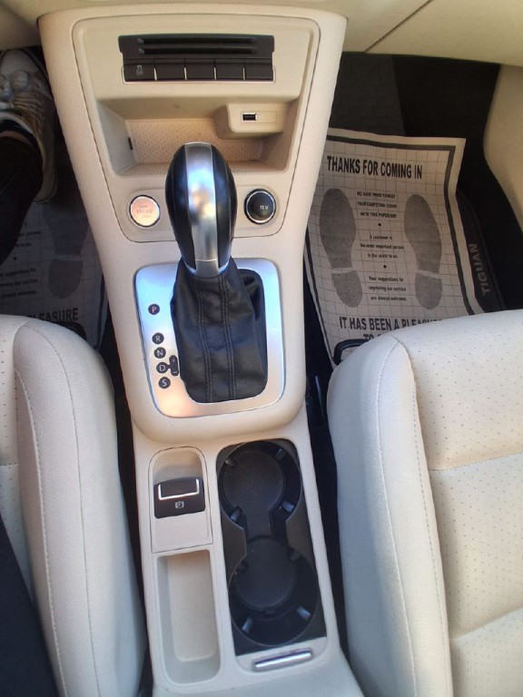 2016 Volkswagen Tiguan Image 12