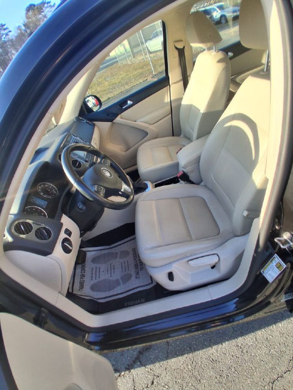 2016 Volkswagen Tiguan Image 13