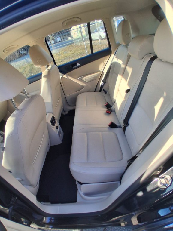 2016 Volkswagen Tiguan Image 14