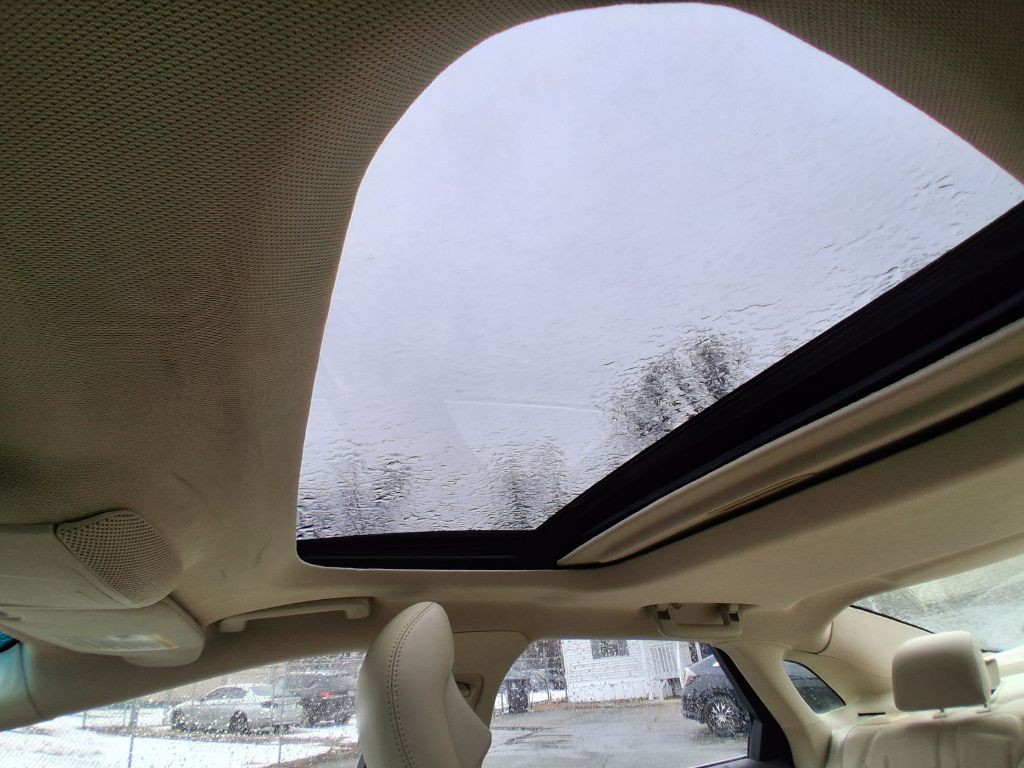 2013 Lincoln MKZ Image 13