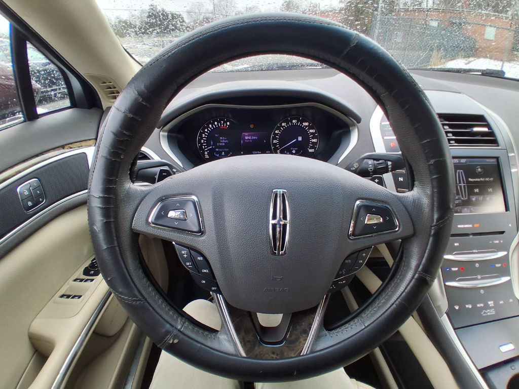 2013 Lincoln MKZ Image 14