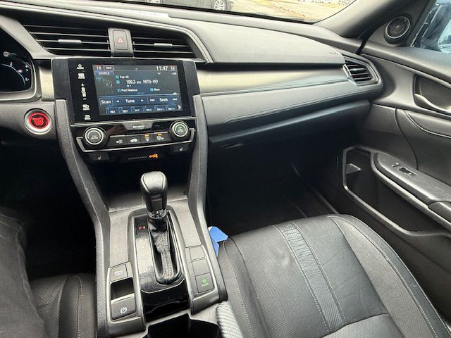 2018 Honda Civic Image 10