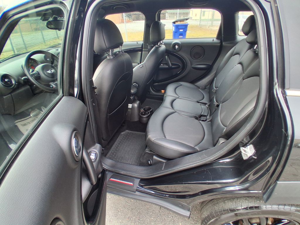 2016 MINI Cooper Image 10