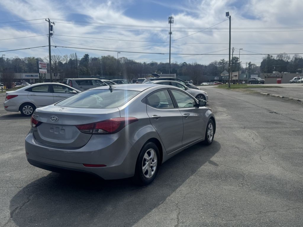 2015 Hyundai Elantra Image 5
