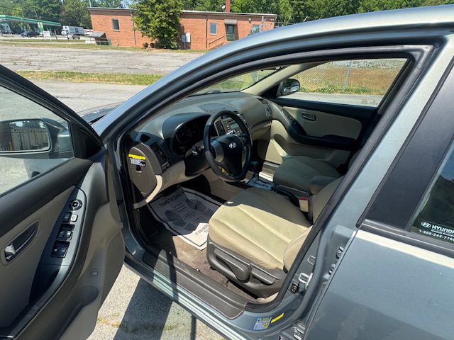 2010 Hyundai Elantra Image 13
