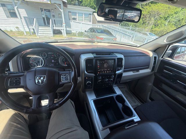 2015 RAM 1500 Image 16