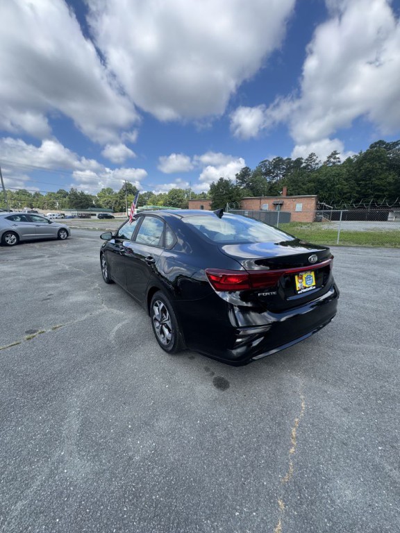 2019 Kia Forte Image 3