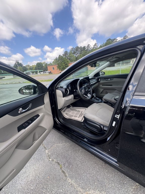 2019 Kia Forte Image 9