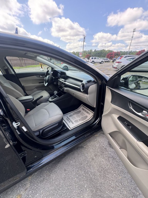 2019 Kia Forte Image 11