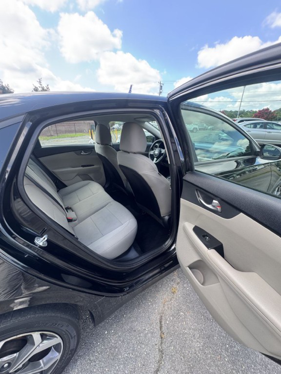 2019 Kia Forte Image 12