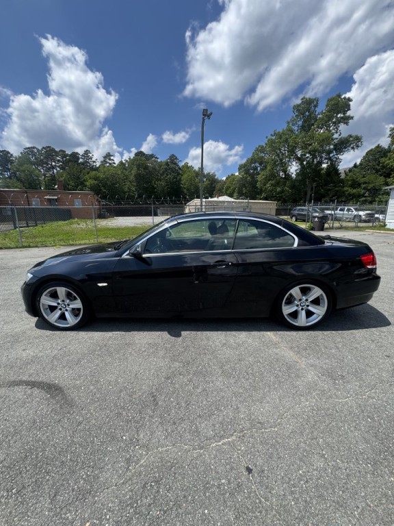 2008 BMW 3 Series Image 2