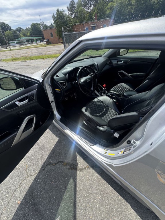 2014 Hyundai Veloster Image 9