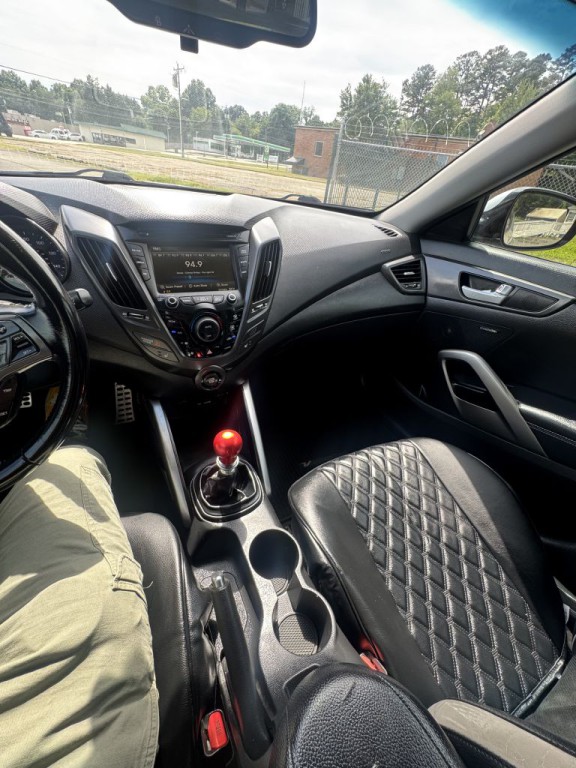 2014 Hyundai Veloster Image 15