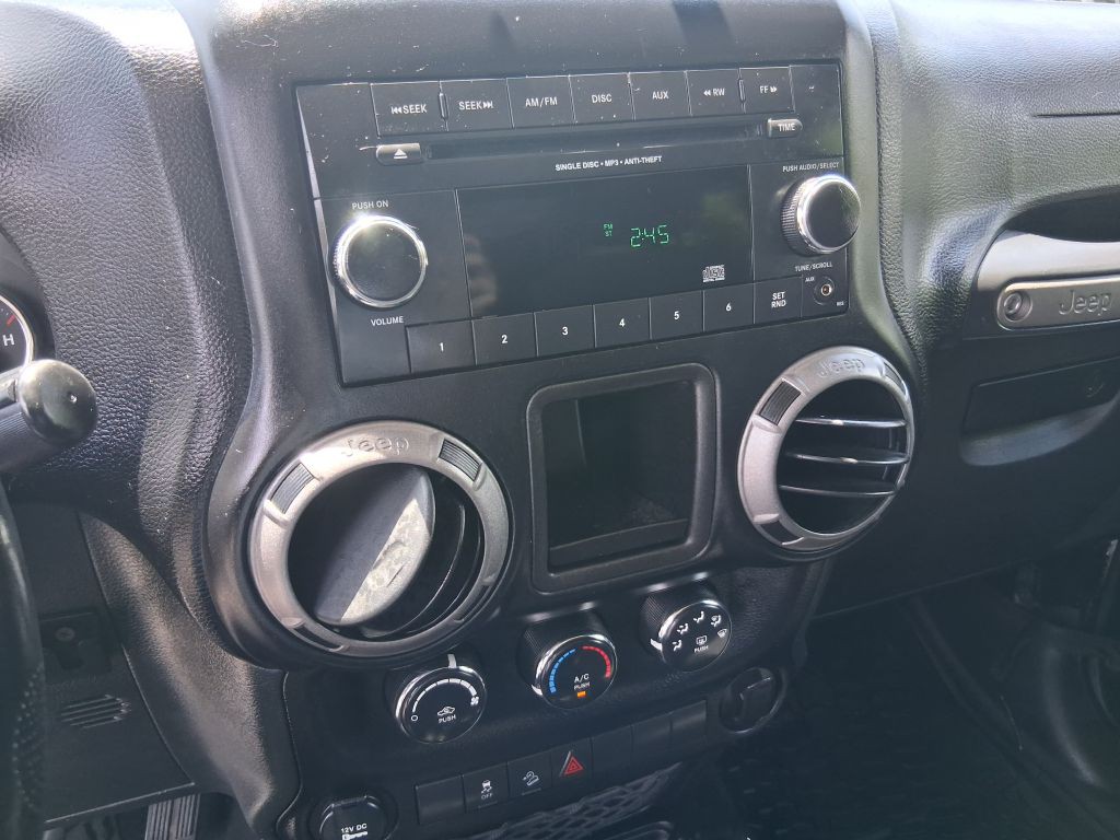 2017 Jeep Wrangler Unlimited Image 11