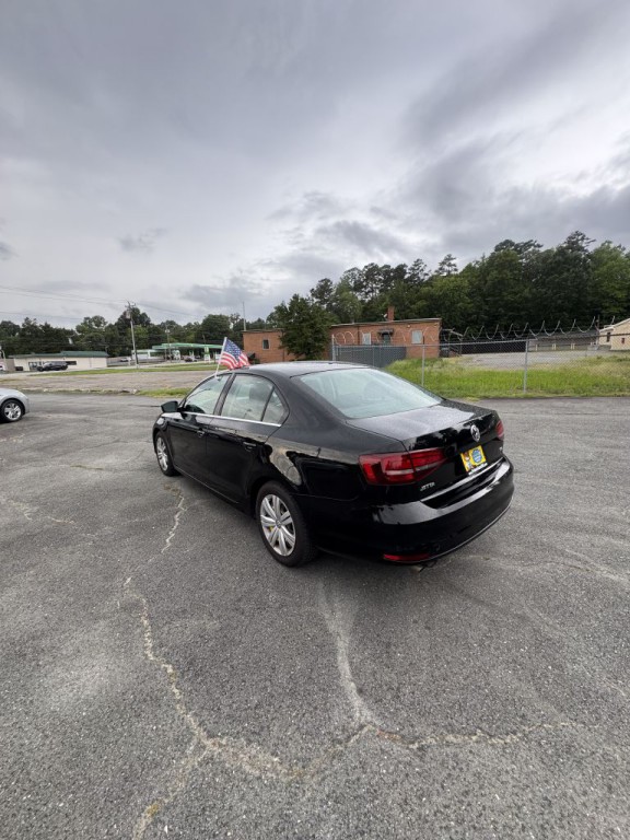 2017 Volkswagen Jetta Image 3