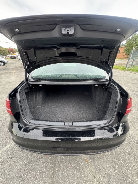 2017 Volkswagen Jetta Image 13
