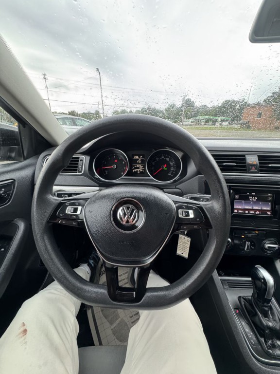 2017 Volkswagen Jetta Image 15
