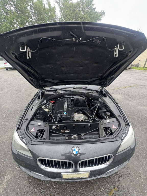 2014 BMW 5 Series Image 21