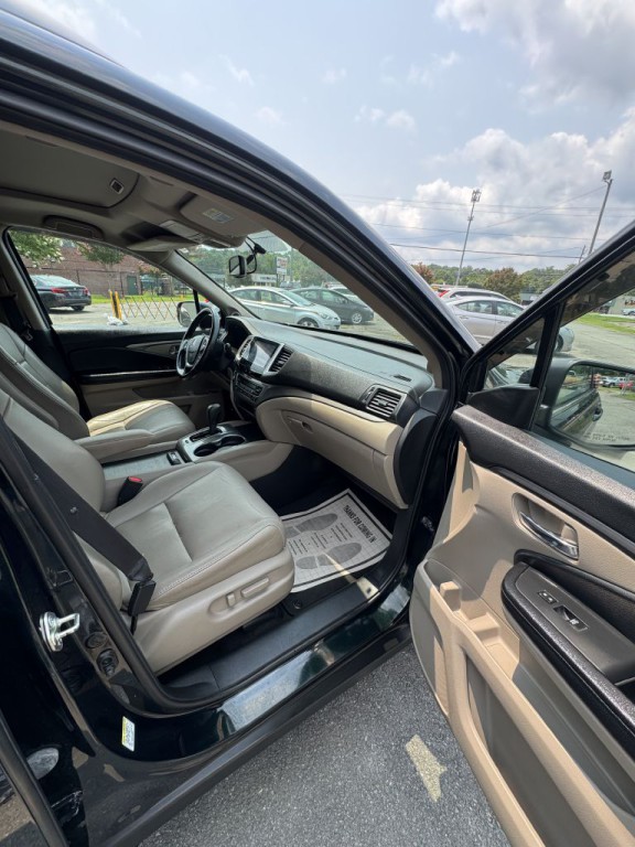 2016 Honda Pilot Image 11