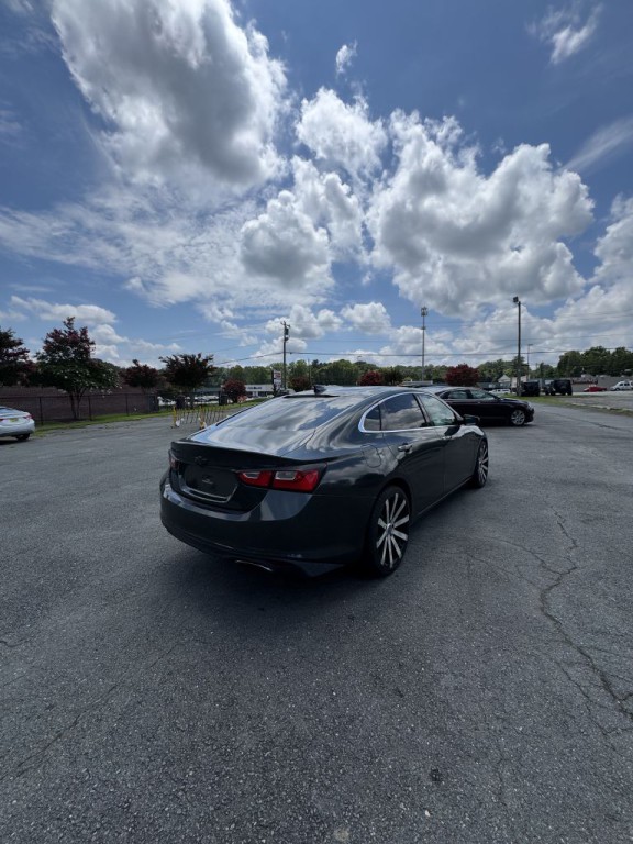 2017 Chevrolet Malibu Image 5