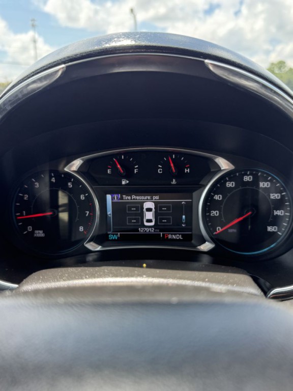 2017 Chevrolet Malibu Image 14