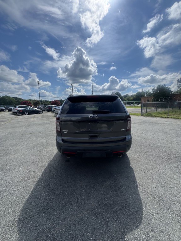2015 Ford Explorer Image 4