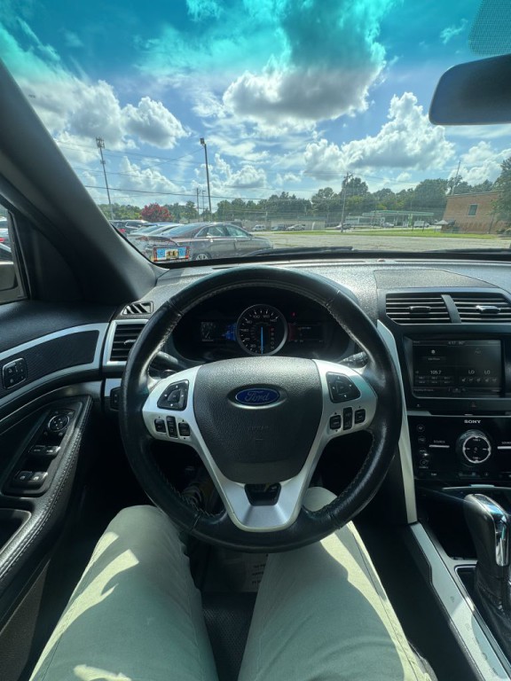 2015 Ford Explorer Image 13