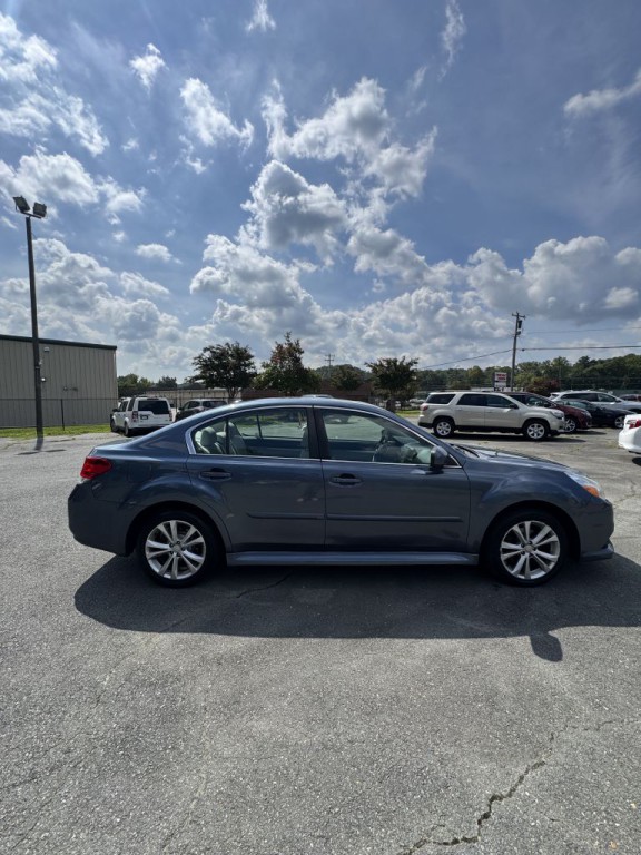 2014 Subaru Legacy Image 6