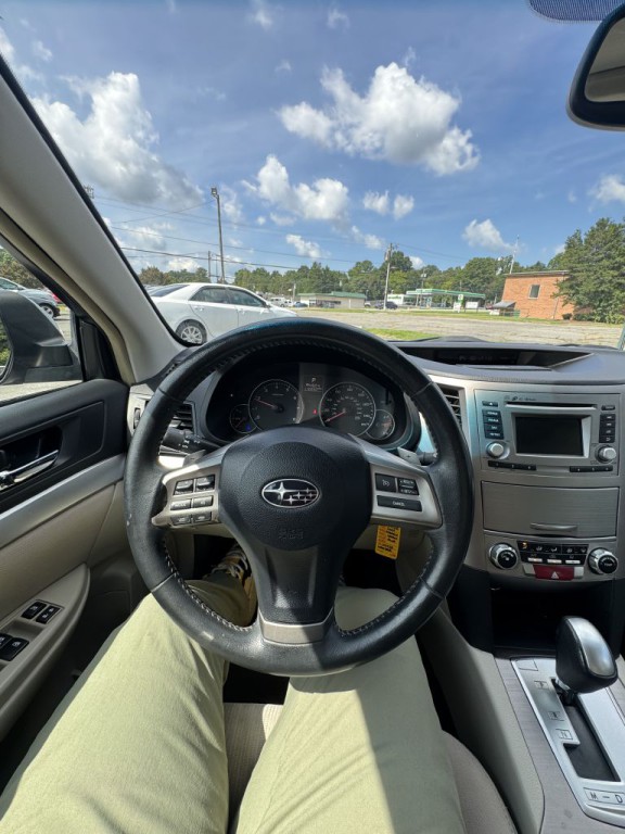 2014 Subaru Legacy Image 13