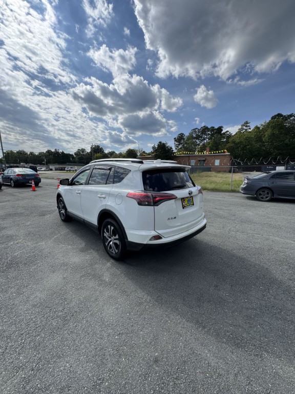 2016 Toyota Rav4 Image 3