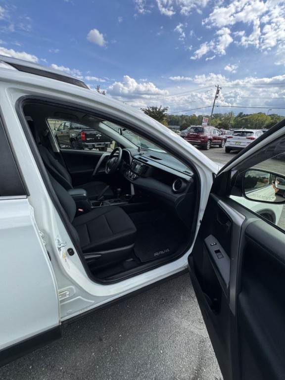 2016 Toyota Rav4 Image 11