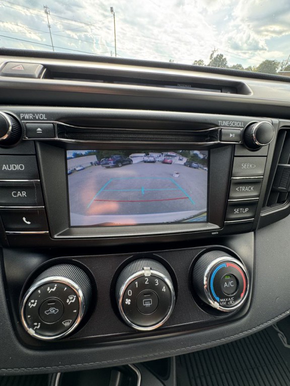 2016 Toyota Rav4 Image 16