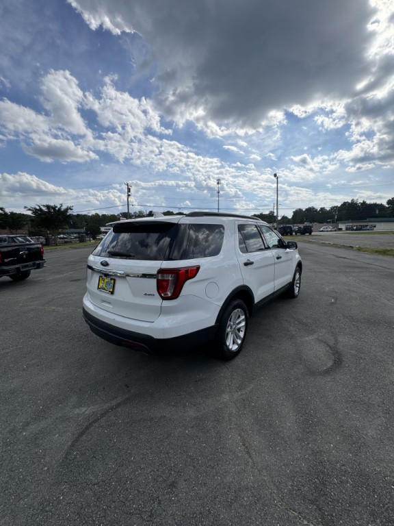 2017 Ford Explorer Image 5