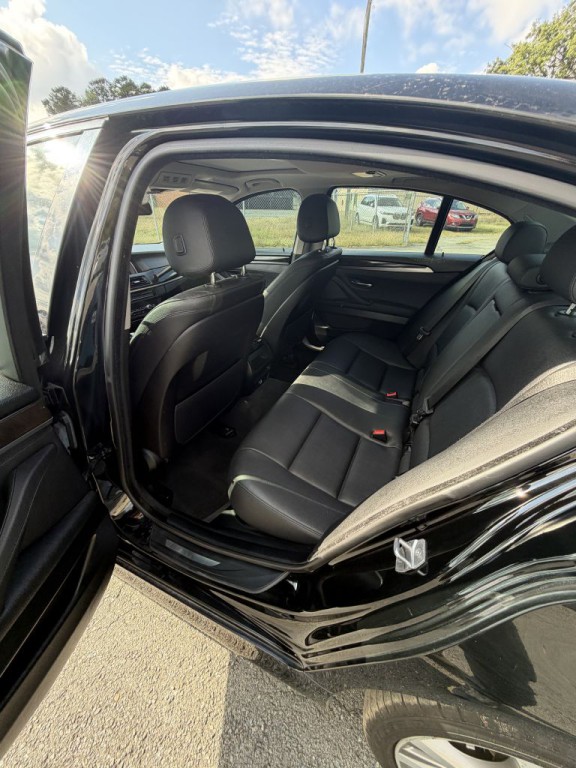 2016 BMW 5 Series Image 10