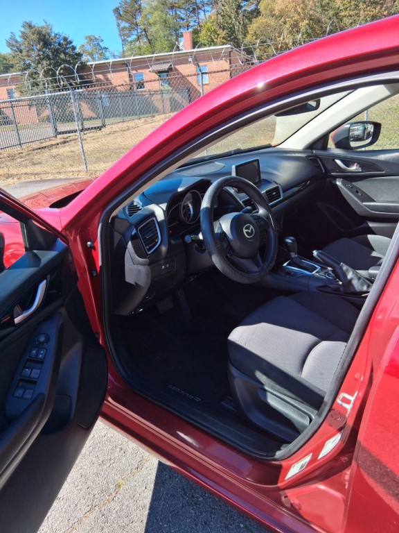 2015 Mazda Mazda3 Image 9