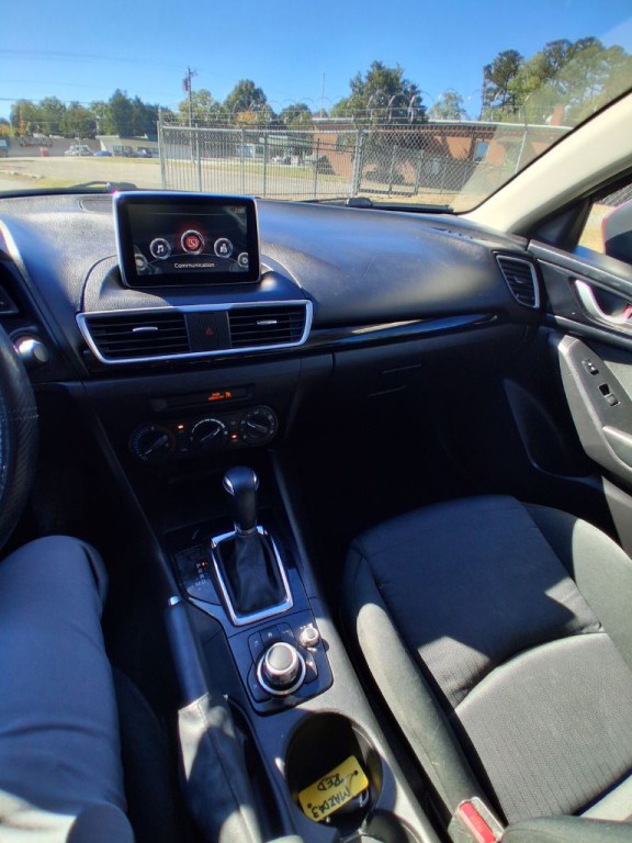 2015 Mazda Mazda3 Image 16