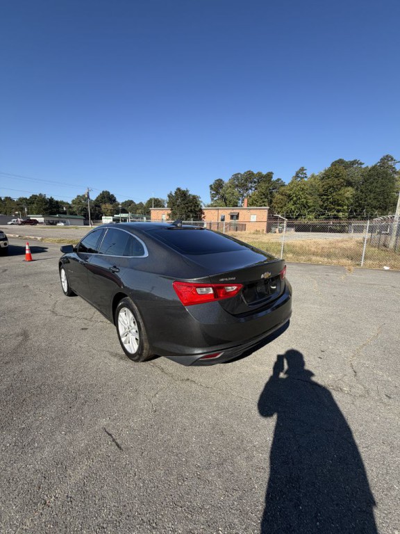 2016 Chevrolet Malibu Image 3