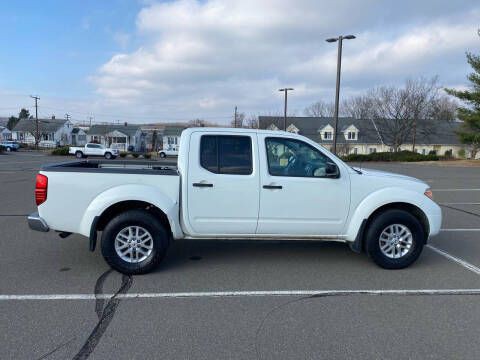 2016 Nissan Frontier Image 24