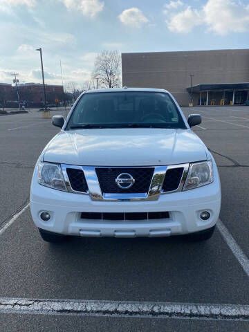 2016 Nissan Frontier Image 37