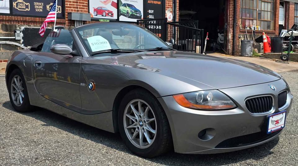 2003 BMW Z4 Image 10